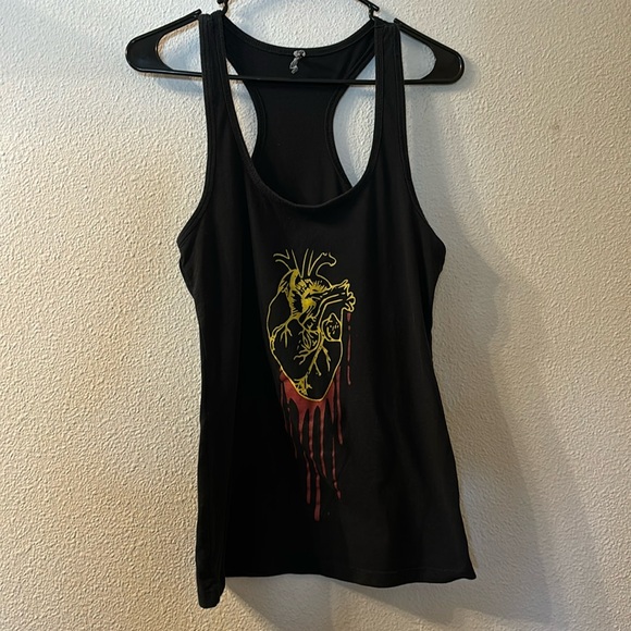 Bleeding Heart tank top size large - Picture 1 of 4